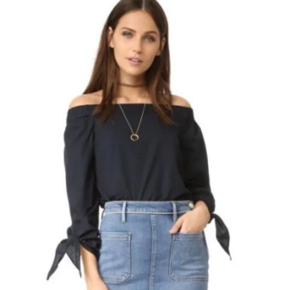 NWT Free People Show Me Some Shoulder Chambray Top in Black - Picture 1 of 2